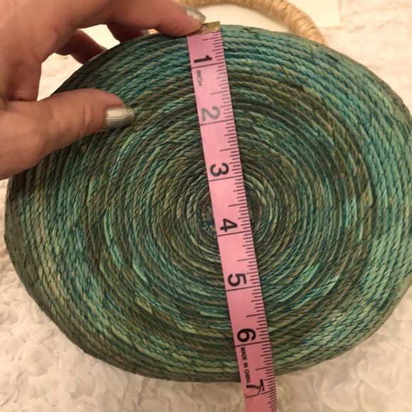 NWOT Woven Bucket Bag Multicolor & Green. - Picture 4 of 13